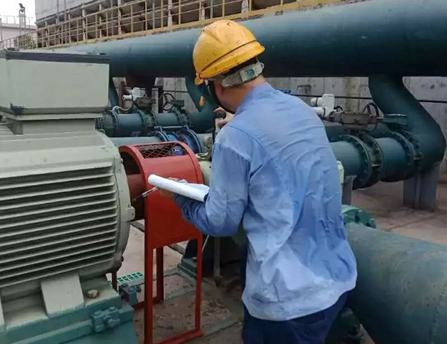 防爆電機(jī)抱軸現(xiàn)象的原因